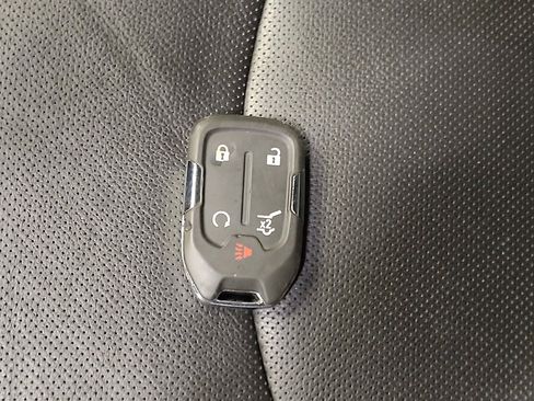Used 2021 GMC Terrain SLT FWD image 32