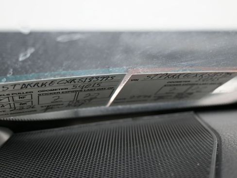 Used 2024 Toyota Sienna LE image 10