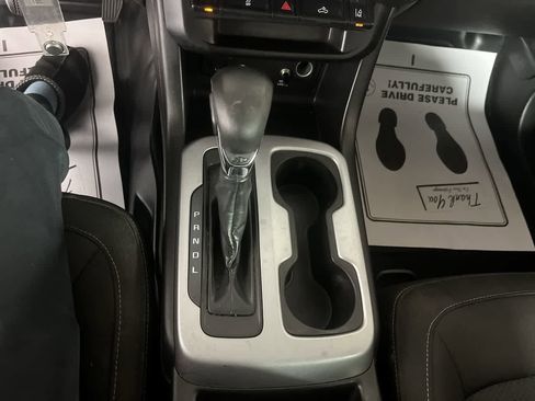 Used 2022 Chevrolet Colorado LT w/ Fleet Safety Package image 21