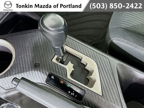 Used 2015 Toyota RAV4 XLE image 17