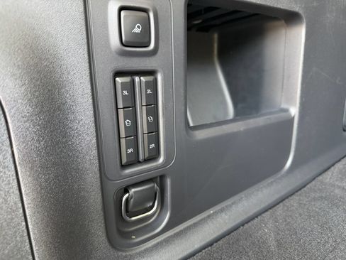 Used 2025 Ford Expedition Max Platinum w/ Driver's Package AWD/4WD image 15