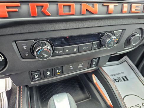 New 2025 Nissan Frontier PRO-4X w/ Pro Premium Package image 35