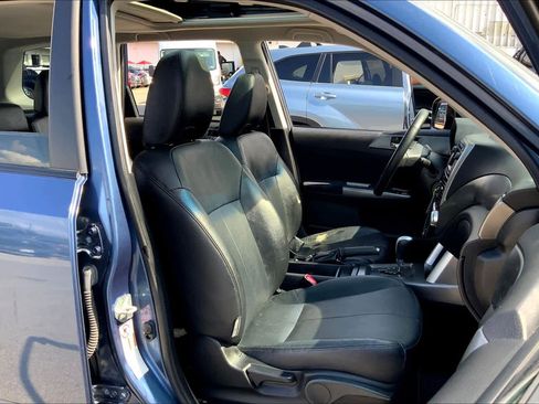Used 2012 Subaru Forester 2.5X Limited image 8