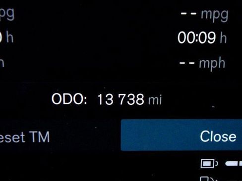 Used 2023 Volvo XC90 T8 Ultimate w/ Protection Package Premier image 5