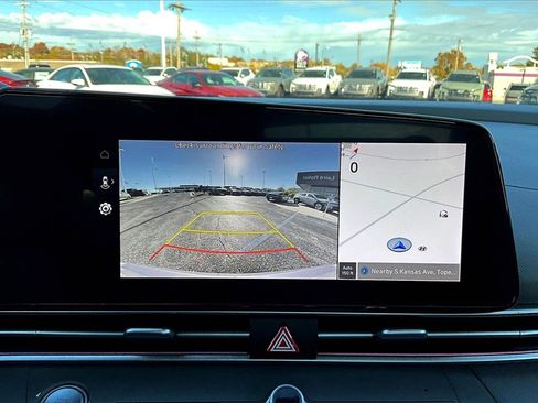 Used 2024 Hyundai Elantra SEL image 21