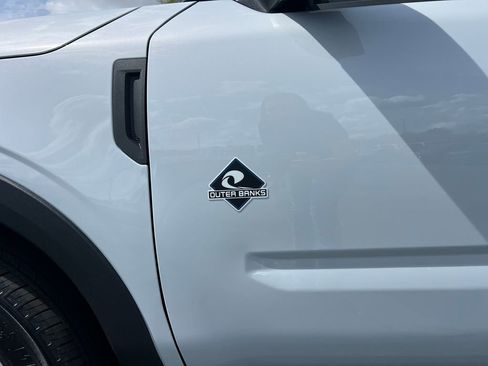 New 2026 Ford Bronco Sport Outer Banks w/ Outer Banks Tech Package+ AWD/4WD image 9