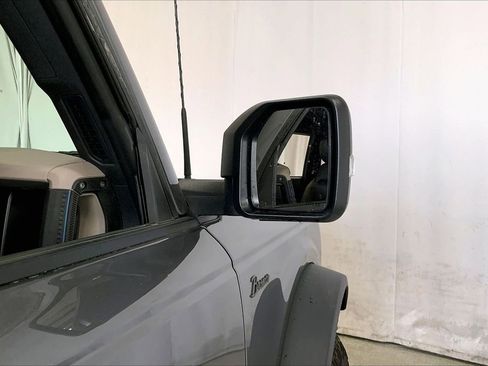 Used 2022 Ford Bronco Wildtrak AWD/4WD image 11
