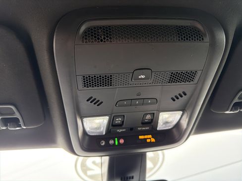 Used 2022 Cadillac XT5 Premium Luxury image 24