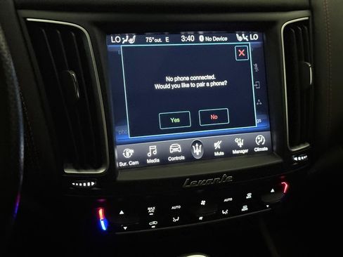 Used 2019 Maserati Levante Trofeo AWD/4WD image 35