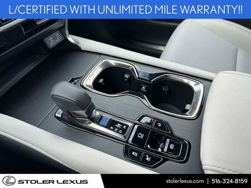 Used 2023 Lexus RX 350 Premium w/ Accessory Package AWD/4WD image 30
