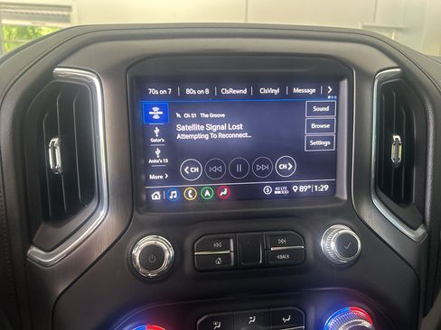 Used 2020 GMC Sierra 1500 AT4 w/ AT4 Preferred Package AWD/4WD image 37