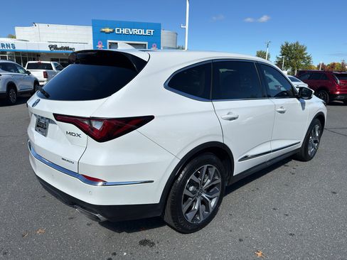 Used 2023 Acura MDX SH-AWD w/ Technology Package image 7