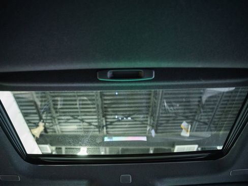 Used 2025 Toyota 4Runner TRD Off-Road Premium w/ Tow Technology Package AWD/4WD image 37