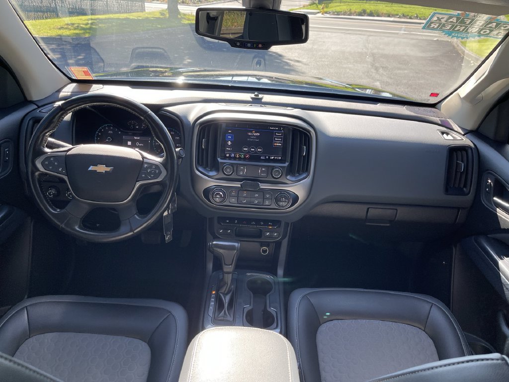Used 2020 Chevrolet Colorado Z71 w/ Z71 Midnight Edition AWD/4WD image 19