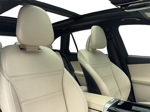 Used 2024 Mercedes-Benz GLC 300 GLC 300 NAV,CAM,PANO,HTD STS,B image 46