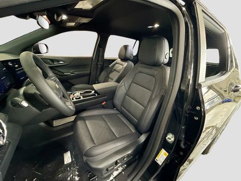 New 2026 Chevrolet Equinox LT w/ Convenience Package II image 23