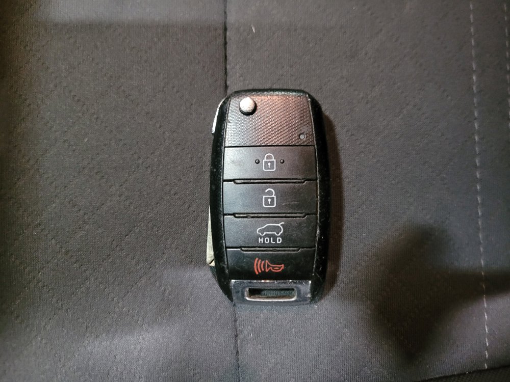Used 2018 Kia Sorento AWD image 32