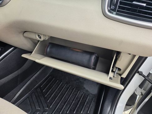 Used 2016 Kia Sorento LX w/ LX Convenience Package image 29