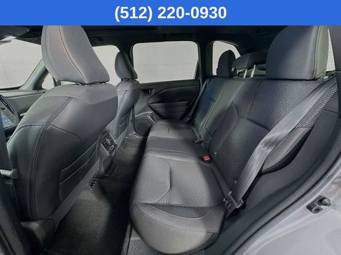 Used 2026 Subaru Forester Premium image 29