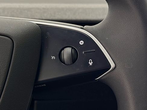 Used 2026 Tesla Model Y Long Range image 26