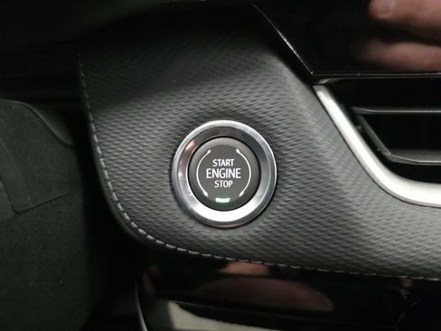 New 2026 Chevrolet Equinox LT image 18