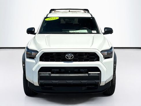 Used 2025 Toyota 4Runner TRD Off-Road Premium AWD/4WD image 2
