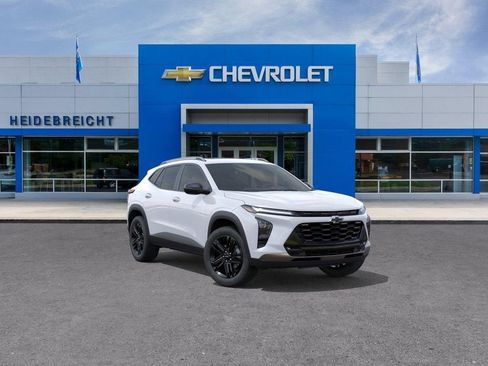 New 2026 Chevrolet Trax ACTIV FWD image 1