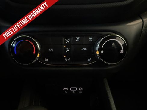 Used 2022 Chevrolet TrailBlazer LT FWD image 37