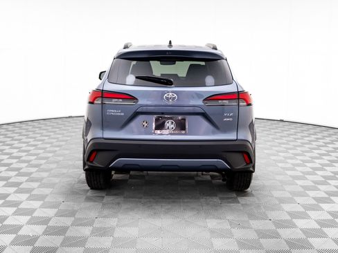Used 2026 Toyota Corolla Cross XLE image 4
