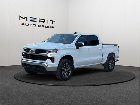 Used 2023 Chevrolet Silverado 1500 LT AWD/4WD image 4