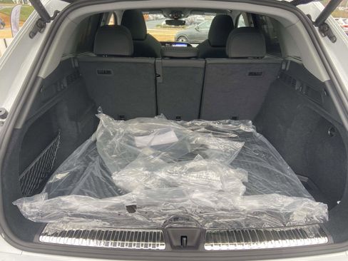 Certified 2025 Audi Q5 Premium Plus w/ Premium Plus image 12