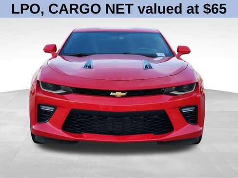 Used 2018 Chevrolet Camaro SS image 3