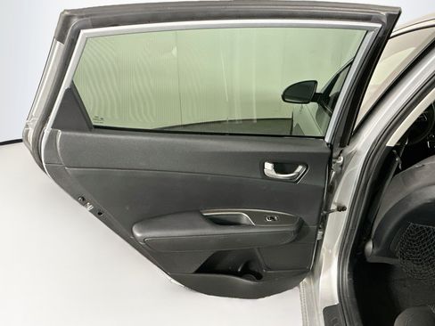 Used 2019 Kia Optima LX FWD image 26