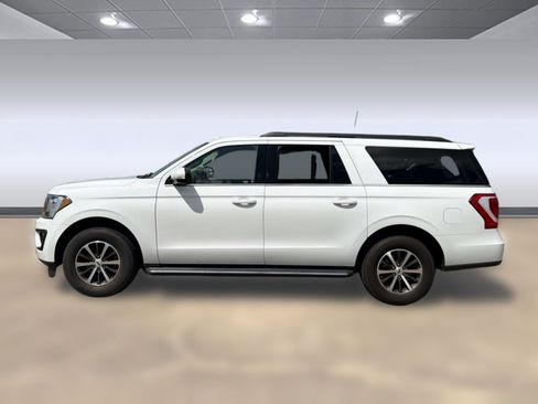 Used 2018 Ford Expedition Max XLT w/ Equipment Group 202A AWD/4WD image 2