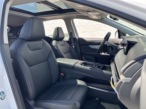 New 2025 Nissan Murano SL image 23