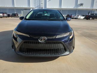 Used 2020 Toyota Corolla LE video 2