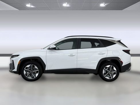 Used 2025 Hyundai Tucson SEL AWD/4WD image 2