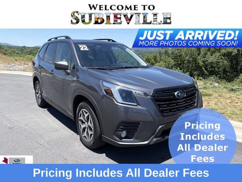 Used 2022 Subaru Forester Premium AWD/4WD image 1