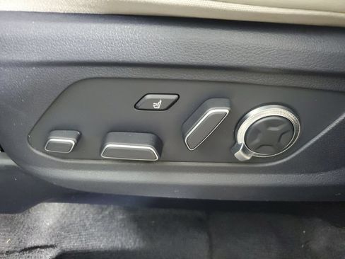 Used 2024 Hyundai Palisade Calligraphy FWD image 21