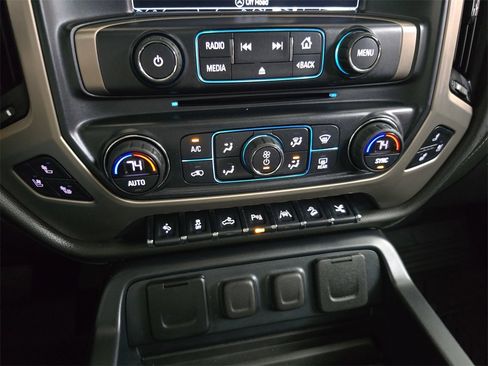 Used 2017 GMC Sierra 1500 Denali w/ Denali Ultimate Package image 26