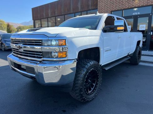 Used 2017 Chevrolet Silverado 2500 LT image 8
