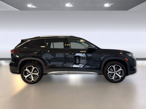 New 2026 Volkswagen Tiguan SE AWD/4WD image 8