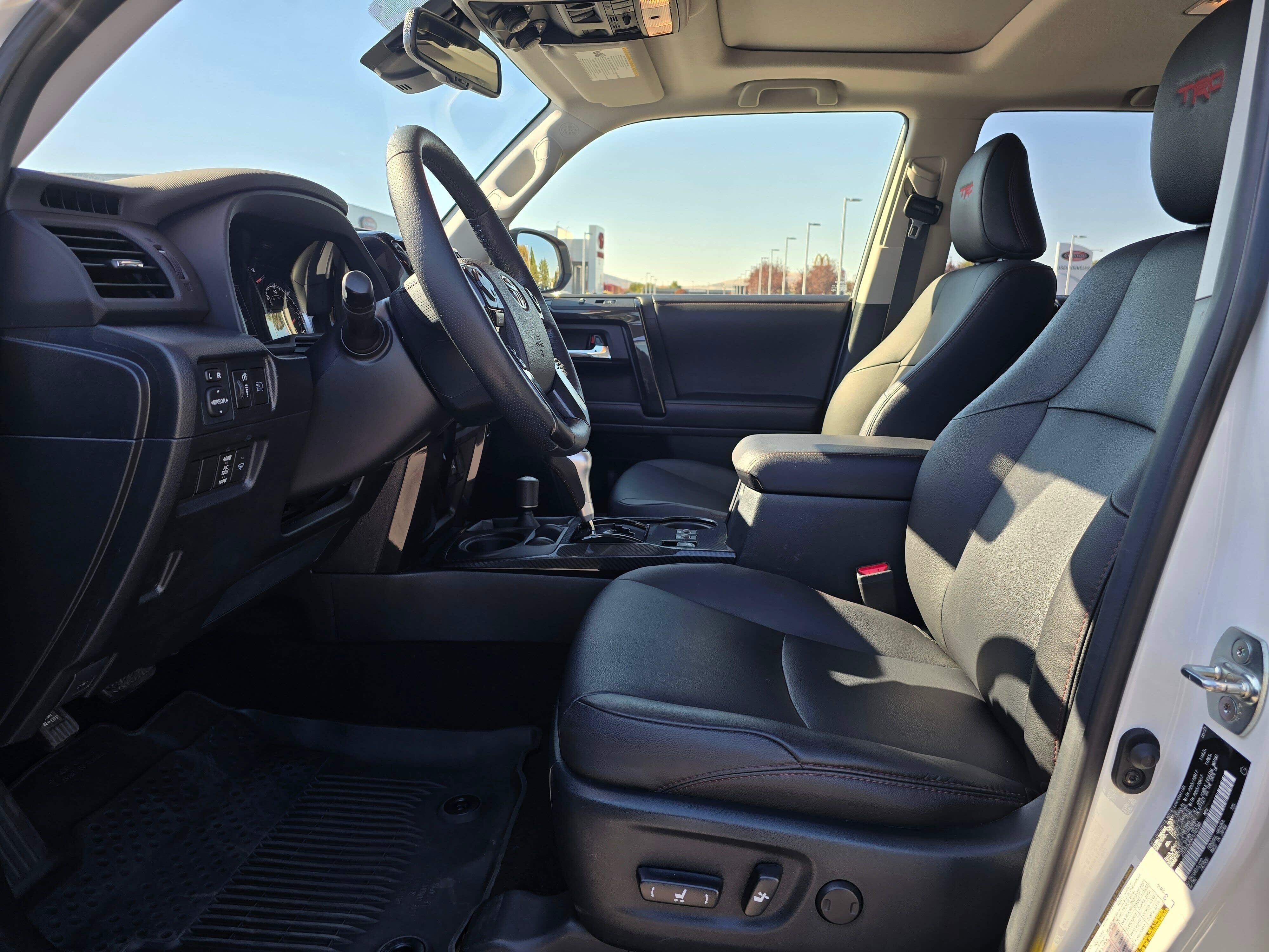 Used 2023 Toyota 4Runner TRD Off-Road Premium w/ Moonroof Package AWD/4WD image 20