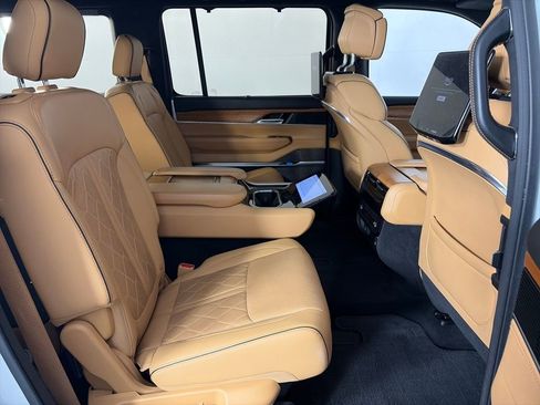 Used 2023 Jeep Grand Wagoneer L Series III w/ Rear Seat Video Group 1 image 29
