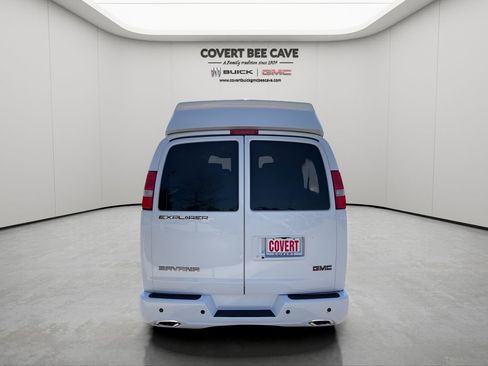 New 2025 GMC Savana 2500 Extended w/ Driver Convenience Package image 8
