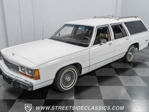 Used 1990 Ford LTD Crown Victoria image 35