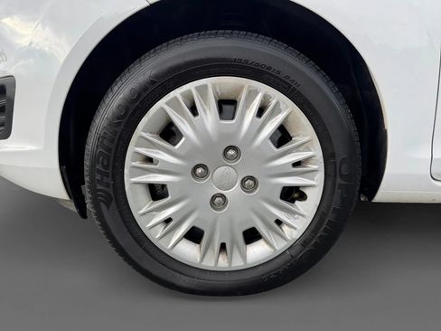 Used 2017 Ford Fiesta S FWD image 19