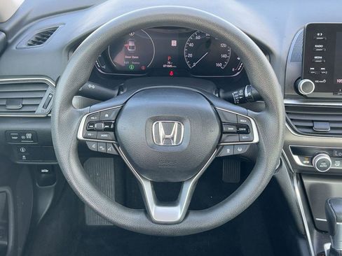 Used 2018 Honda Accord LX image 17