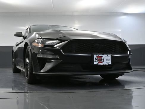 Used 2022 Ford Mustang Coupe RWD image 42
