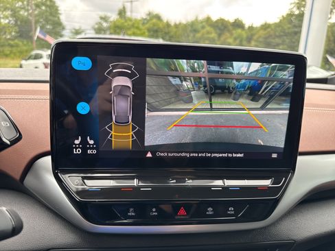 Used 2022 Volkswagen ID.4 Pro S image 18